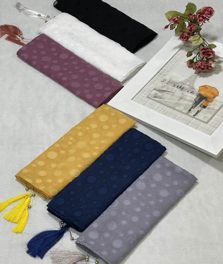 طرحهای جذاب بستن شال مجلسی با حجاب: راهنمایی برای استایل شیک و متفاوت