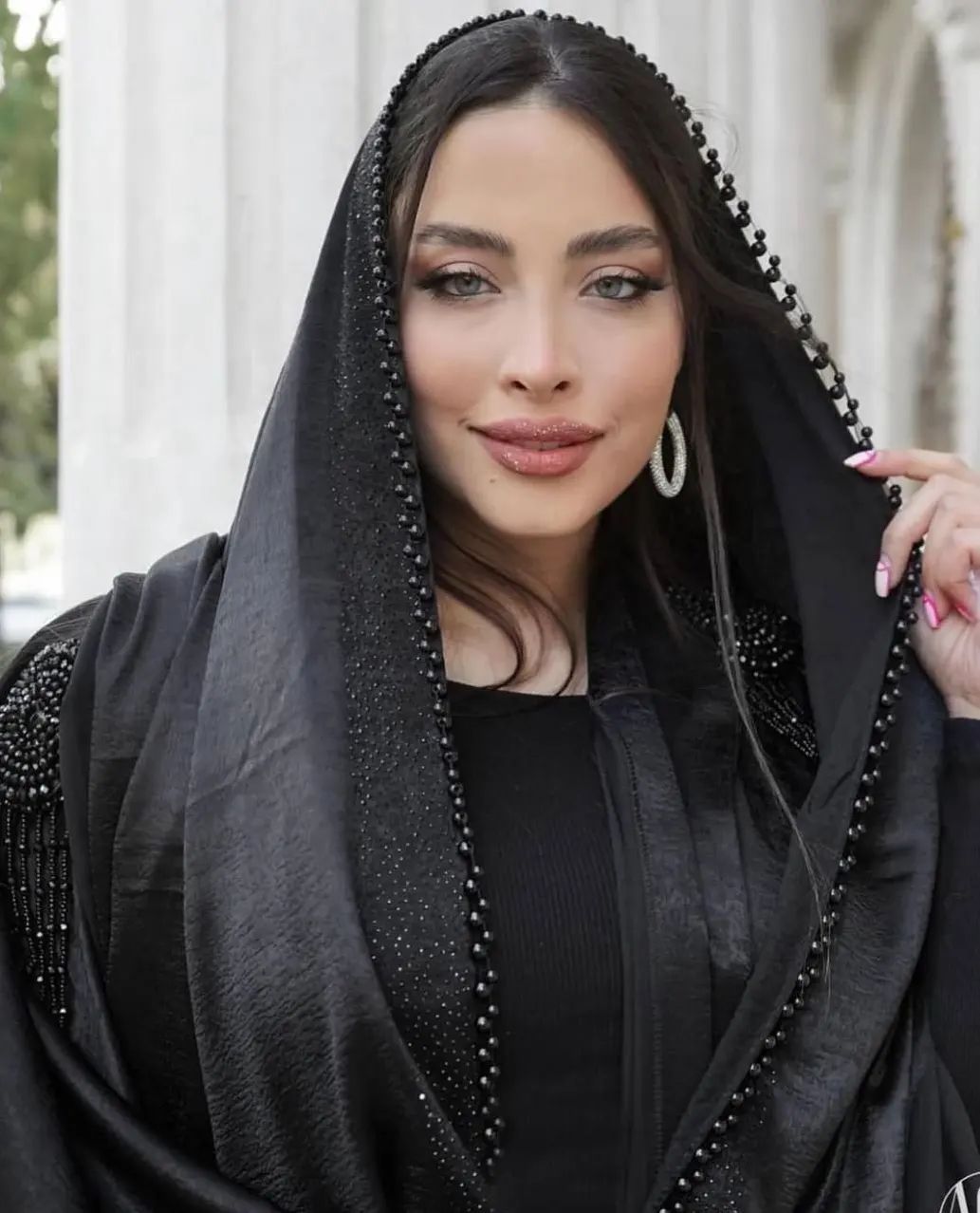 زیبایی به همراه شیکی: جادوی شالهای مجلسی